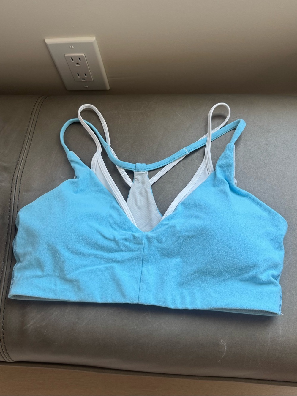 Glowmode layered sports bra